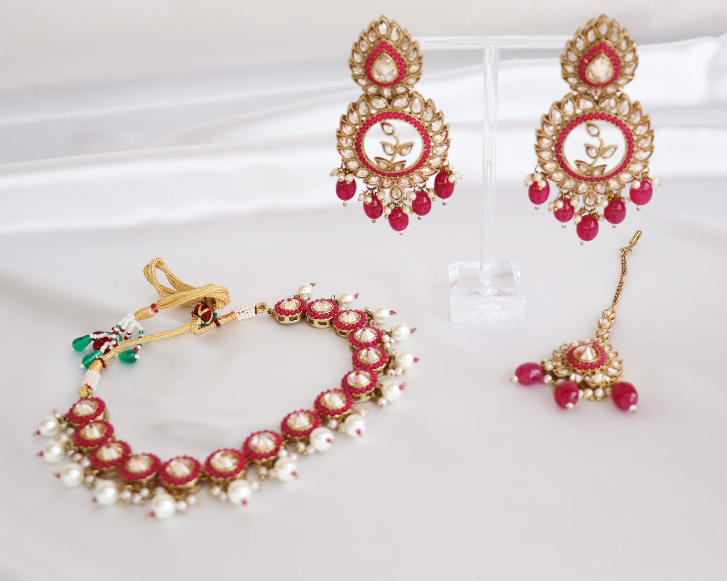 Stems & Gems - Red - GLDN DESI