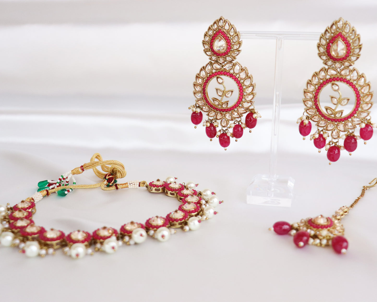 Stems & Gems - Red - GLDN DESI